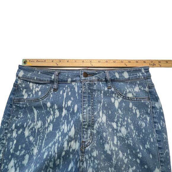 Fashion NOVA Custom Splatter Pattern Size 1X - Picture 4 of 8